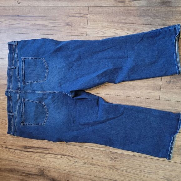 Torrid crop sky high boot super soft - Picture 7 of 8